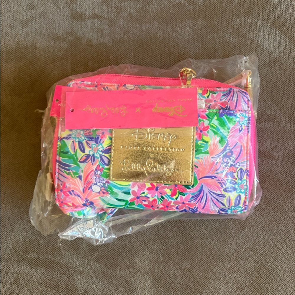NWT Lilly Pulitzer marsten Disney  Crossbody Bag - Picture 2 of 2